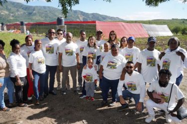 Supérate inaugura proyecto Agricultura Familiar en Azua Supérate inaugura proyecto Agricultura Familiar en Azua