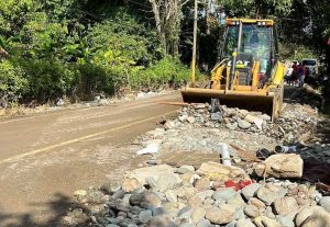 Gobierno dispone asistencia afectados rotura tubería Cibao
