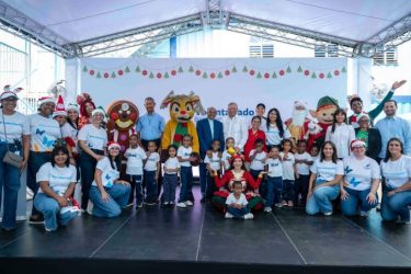 Voluntariado Banreservas lleva la Navidad a cientos de niños Voluntariado Banreservas lleva la Navidad a cientos de niños