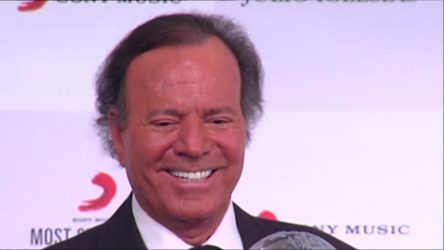 Dicen denunciaron Julio Iglesias para que no le suceda a otras