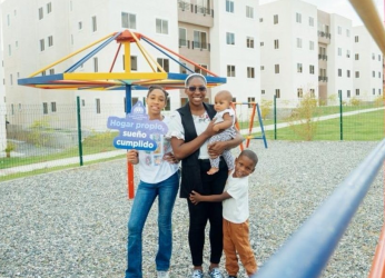 Gobierno dice benefició a 202 mil dominicanos con viviendas