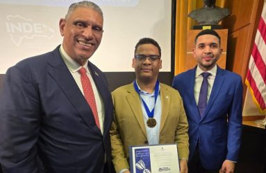 Presidencia de RD reconoce a Juan Luis Vargas Molina Presidencia de RD reconoce a Juan Luis Vargas Molina