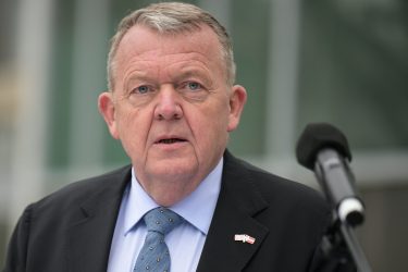 Dinamarca reafirma no puede negociar Groenlandia con Trump