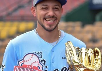 Cristhian Adames obtiene guante de oro e utility beisbol