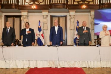 Nueva ley favorece las mipyes, endurece castigo a corrupción