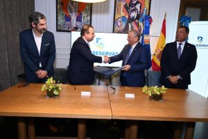 Banreservas y CaixaBank España renuevan acuerdo para remesas