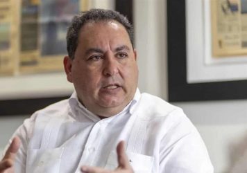 Lama expone logros durante su gestión como director del SNS