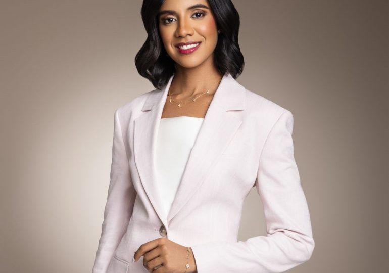 Omara Corporán asume como cónsul dominicana en Chicago imagen