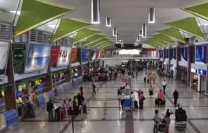 Más de 30 vuelos cancelados en AILA por tormenta en EE.UU Más de 30 vuelos cancelados en AILA por tormenta en EE.UU