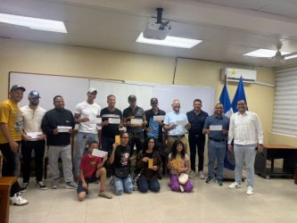 Premian ganadores del Torneo Provincial de Ajedrez en Bonao