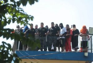 GUATEMALA: Se amotinan en tres cárceles; toman 46 rehenes