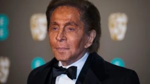 Muere el diseñador italiano Valentino a los 93 años