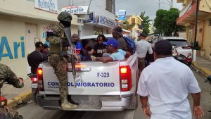 DGM detiene 2,700 haitianos indocumentados y deporta 2,347