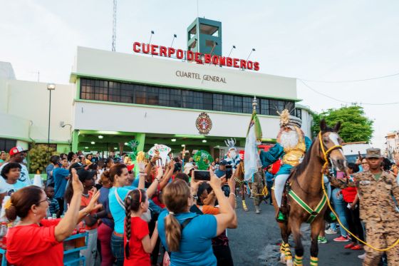 Cuerpo de Bomberos del DN realizará desfile Día de Reyes imagen