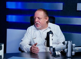 Economista advierte que sin reformas no habrá crecimiento