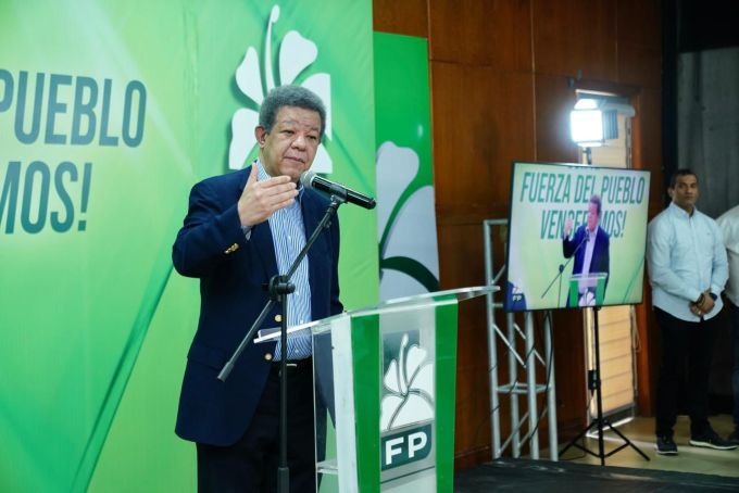 Leonel Fernández opina el Gobierno ha sido «gran fracaso» Leonel Fernández opina el Gobierno ha sido «gran fracaso»