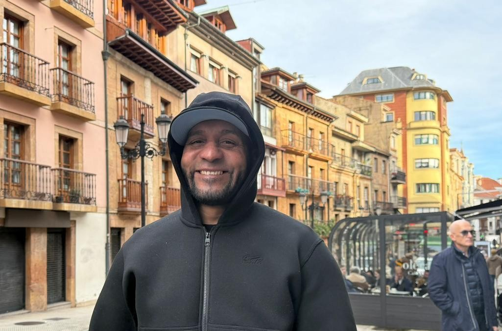 ESPAÑA: Dominicano narra «odisea» para lograr «papeles» imagen