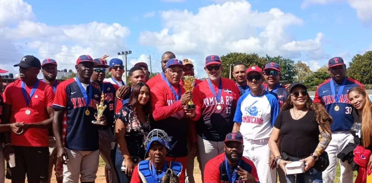 Yamasá se corona campeón del Torneo de Béisbol Viejas Glorias imagen