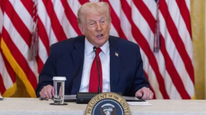 Trump: Llegó la hora de eliminar amenaza rusa en Groenlandia