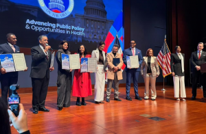 EU: Jandy Ventura recibe proclama en Dominicanos en la Cima