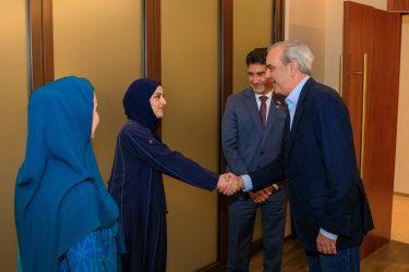 Abinader llega a Dubái para participar en Cumbre Mundial Abinader llega a Dubái para participar en Cumbre Mundial