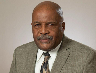 NY: Mujeres en Dinámica reconoce neurólogo dominicano