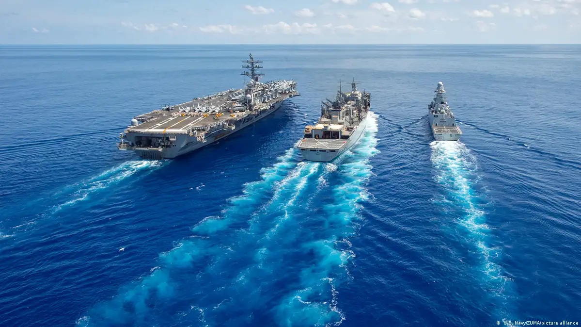 Buques de guerra EEUU e Israel realizan maniobras en mar Rojo imagen