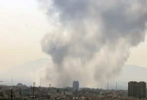 Israel y EEUU lanzan ofensiva contra objetivos militares de Irán Israel y EEUU lanzan ofensiva contra objetivos militares de Irán