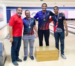Morín, Mateo y Peguero se coronan campeones boliche