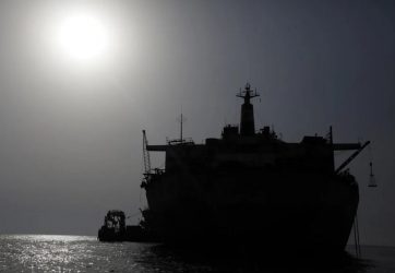 EU intercepta buque petrolero  por violar bloqueo en el Caribe