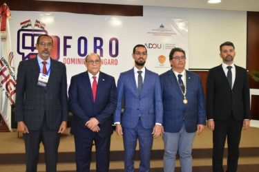 Impulsan alianzas estratégicas de universidades Hungría y RD