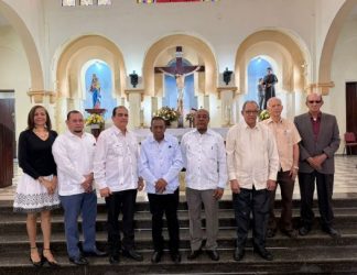 Ferreteros temen desaparecer por competencia tiendas chinas