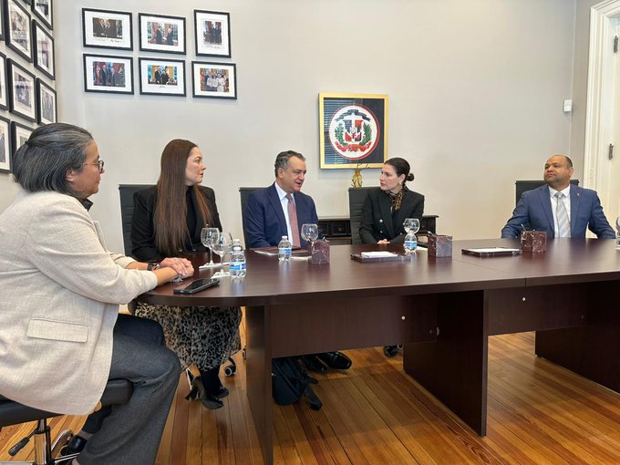 Washington: Funcionarios JCE sostienen reuniones de trabajo imagen