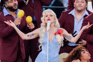 EU: Con vestido dominicano, Lady Gaga reivindica lo latino en Super Bowl