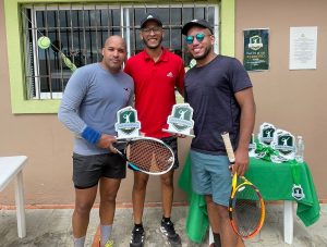 Osvaldo Jiménez gana nacional Tenis de Campo Independencia