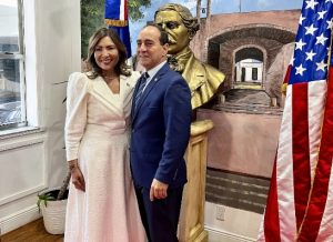 MIAMI: Dominicanos despiden cónsul Geanilda Vásquez