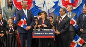 NY iluminará 16 lugares con los colores bandera RD este 27 Feb.