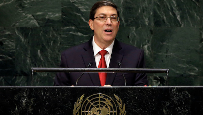 Cuba acusa a EEUU ante ONU; dice está dispuesta a conversar