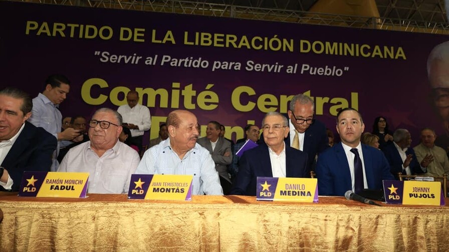 El PLD aprueba lista de ocho aspirantes a la presidencia RD