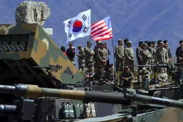 EU y Japón refuerzan defensa contra China, Rusia y Pionyang EU y Japón refuerzan defensa contra China, Rusia y Pionyang