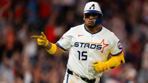 Isaac Paredes y Astros pactan por US$9.35 millones y un año