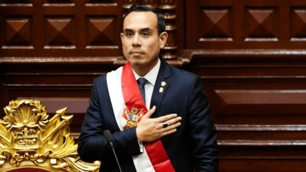PERU: Congreso destituye al presidente interino José Jerí