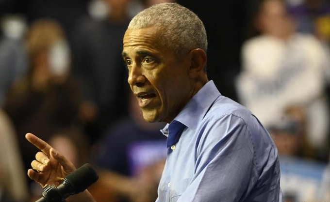 EU: Obama critica a Trump por video lo presentaba como mono