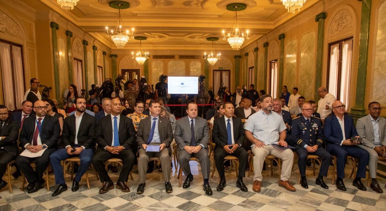 RD anuncia un “puerto espacial” con inversión de US$600 MM