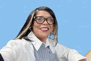 Ramona Almonte anuncia precandidatura presidencia Mujer en PRM NY