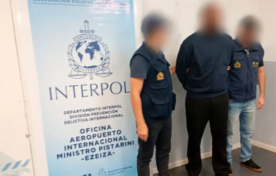 ARGENTINA: Extraditan desde Suiza a dominicano acusado de reclutar «mulas»