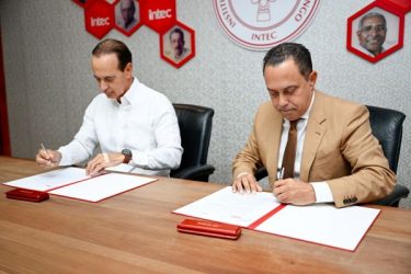 Firman acuerdo en la RD para pesquisa sobre el Alzheimer Firman acuerdo en la RD para pesquisa sobre el Alzheimer