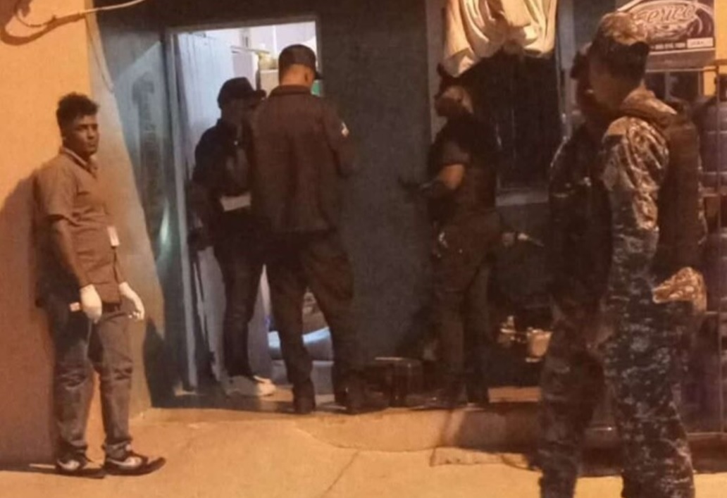 Agente policial mata a balazos a joven por vídeo con su expareja