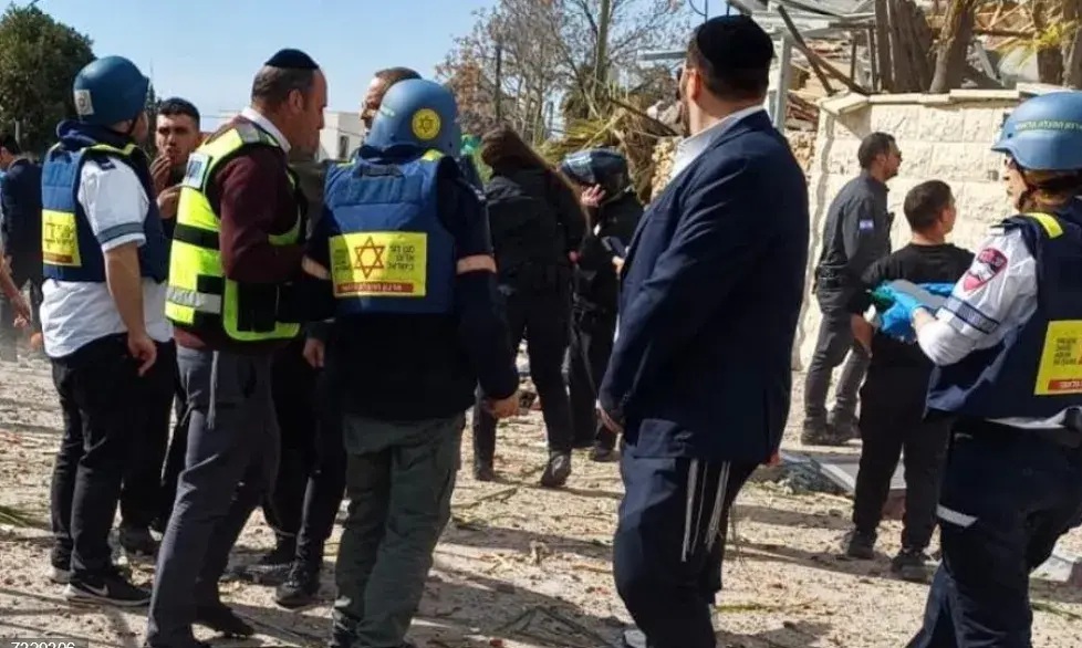 Mmisil iraní deja 8 muertos, 28 heridos en el centro de Israel