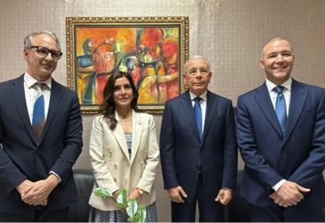 Embajadora de EE.UU. se reúne con expresidente Danilo Medina Embajadora de EE.UU. se reúne con expresidente Danilo Medina